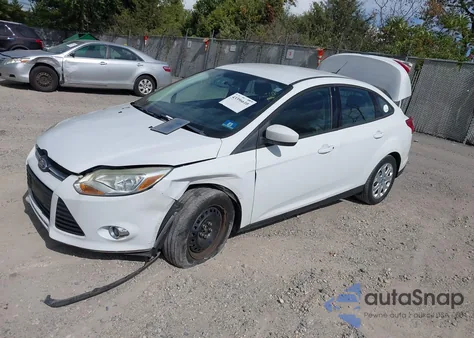 2012 Ford Focus Se из США, поврежденный, VIN 1FAHP3F20CL105803